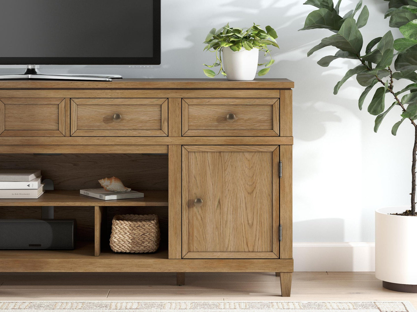 Sharlance XL TV Stand w/Fireplace Option